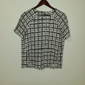 H&M Sz 8 Checkered Black and White Top